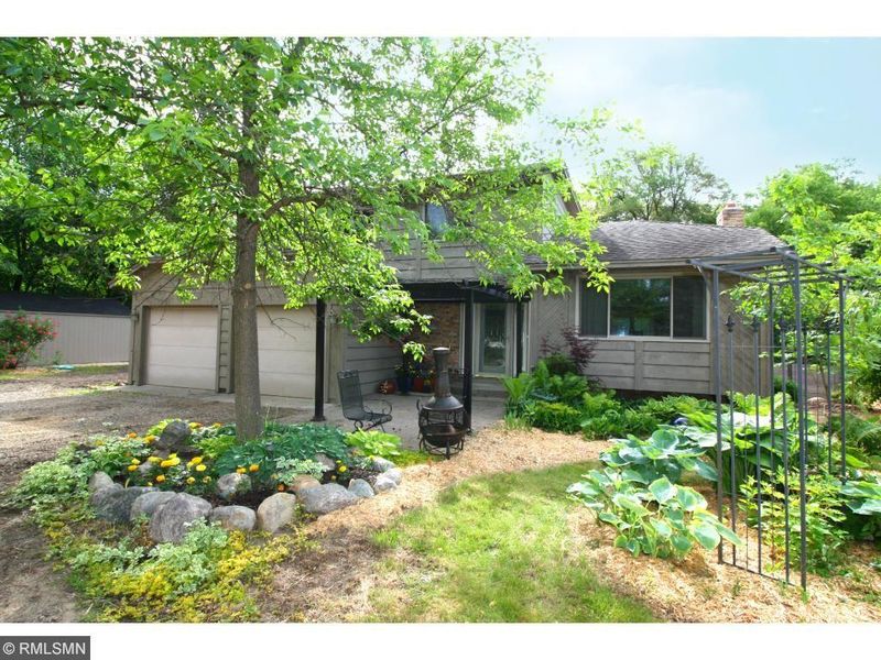 22393 Rush Creek Dr, Rogers, MN 55374