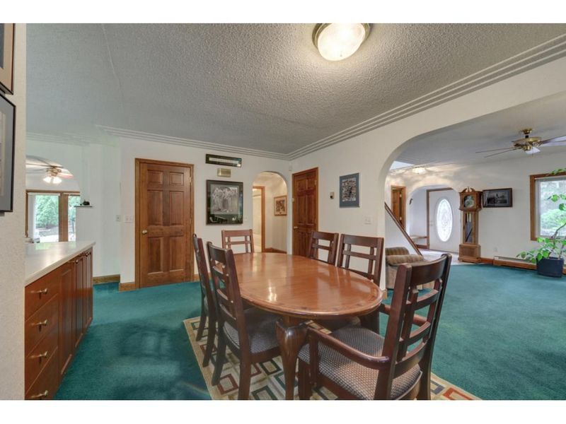 2040 South Ave E, North Saint Paul, MN 55109