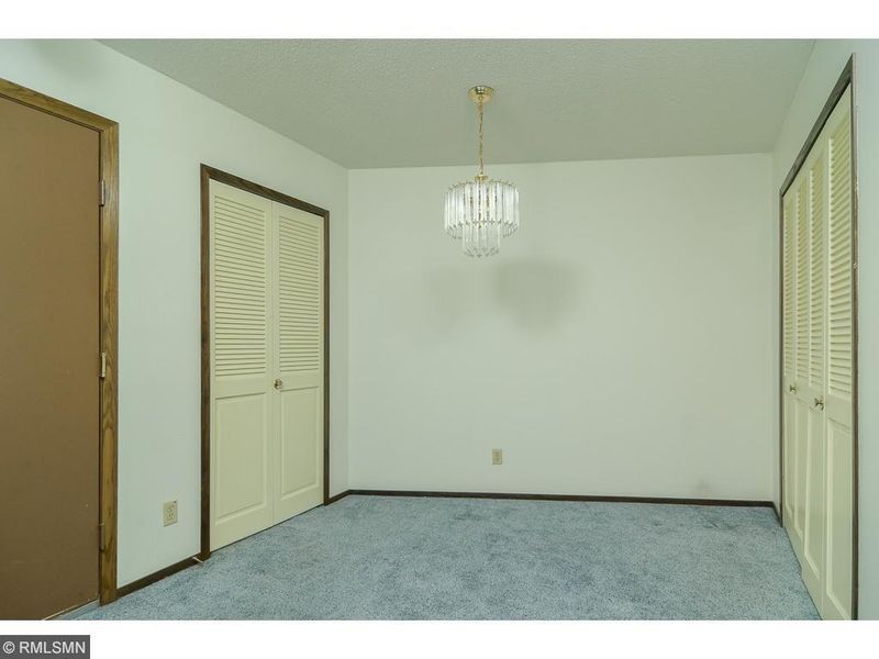 132 Demont Ave E #332, Little Canada, MN 55117