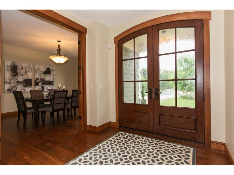 903 Wild Rose Ct, Eagan, MN 55123