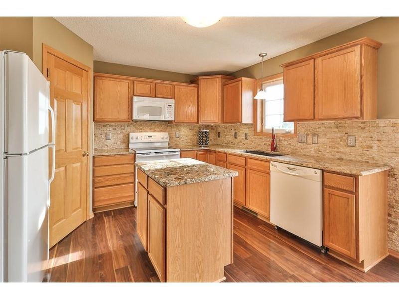 11460 17th Pl NE, Saint Michael, MN 55376