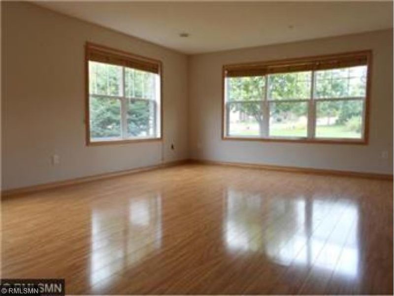 6215 32nd Ave N, Crystal, MN 55422