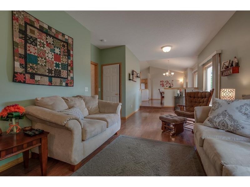 3560 158th St W, Rosemount, MN 55068