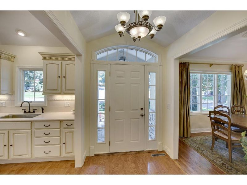 1200 W 73rd St, Richfield, MN 55423