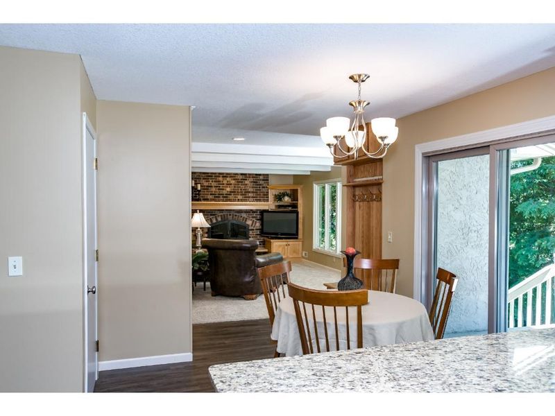 10217 Toledo Cir, Bloomington, MN 55437