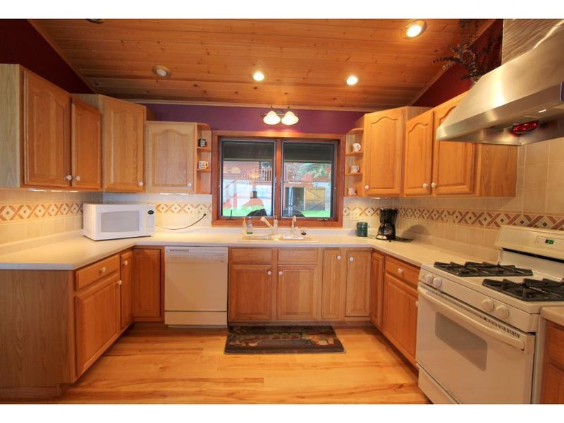 4493 Pine Point Cir NW, Walker, MN 56484