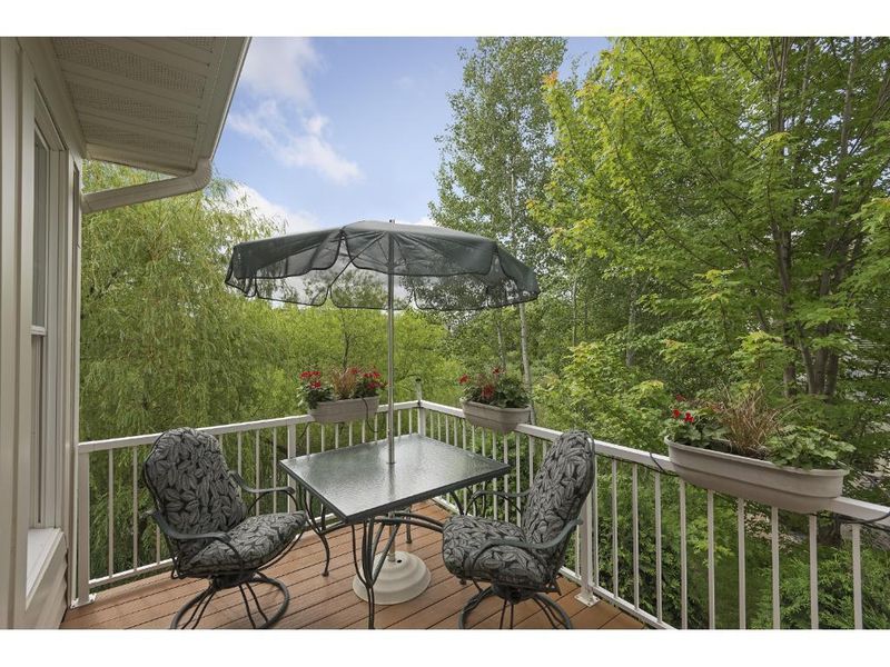 3727 Linden Dr W, Medina, MN 55340