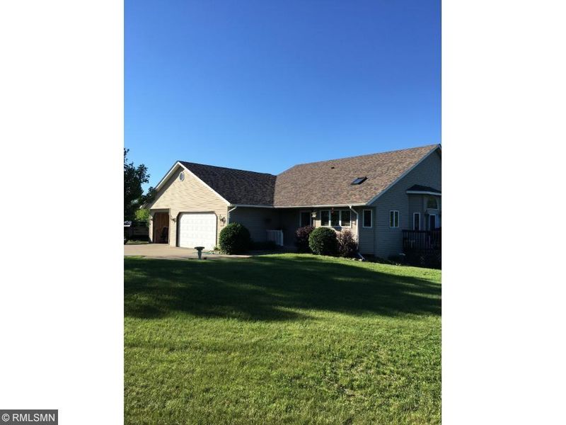 17762 97th St SE, Becker, MN 55308