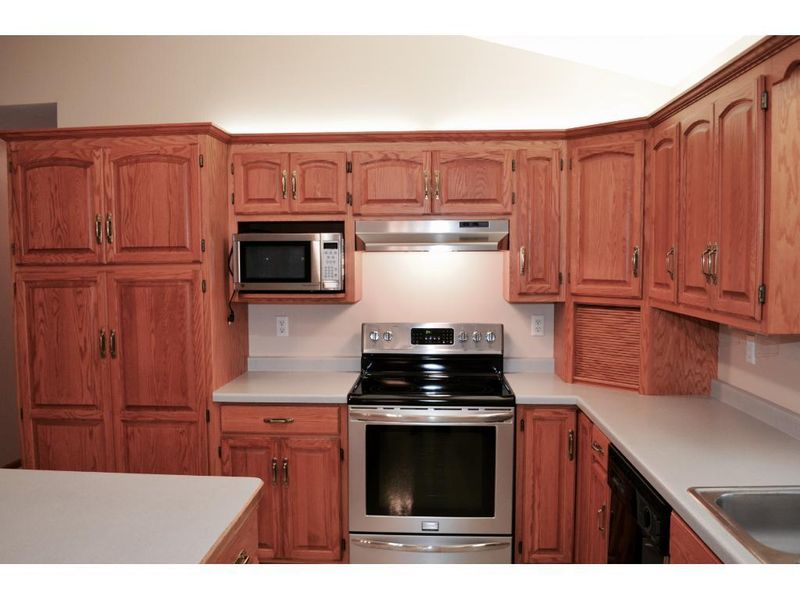 805 8th St N, Sartell, MN 56377