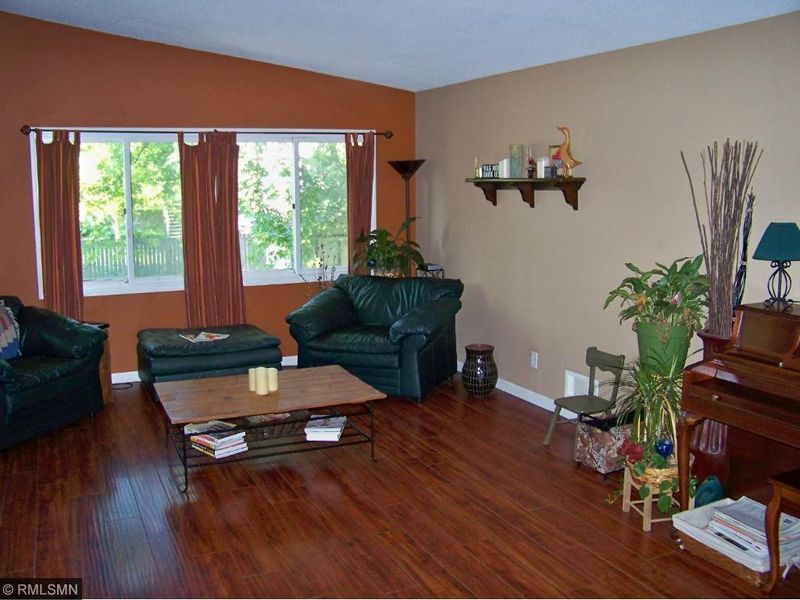2717 84th Ave N, Brooklyn Park, MN 55444