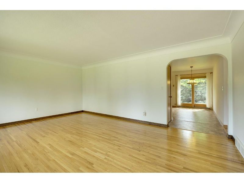 3620 Red Wing Blvd, Hastings, MN 55033