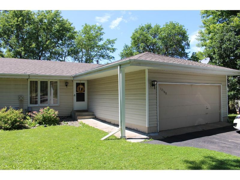 13100 Grand Ave, Burnsville, MN 55337