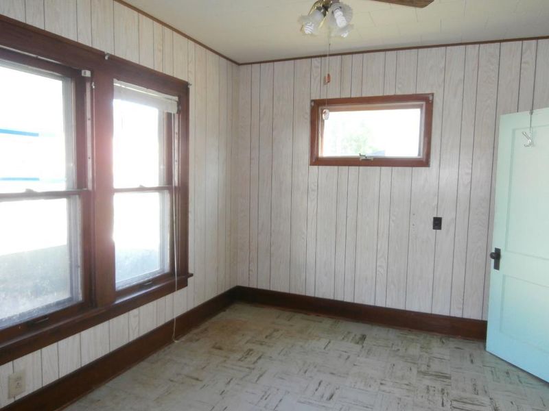 605 1st St, Plum City, WI 54761