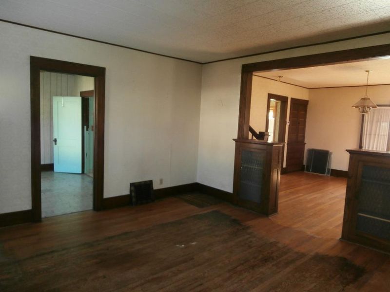 605 1st St, Plum City, WI 54761