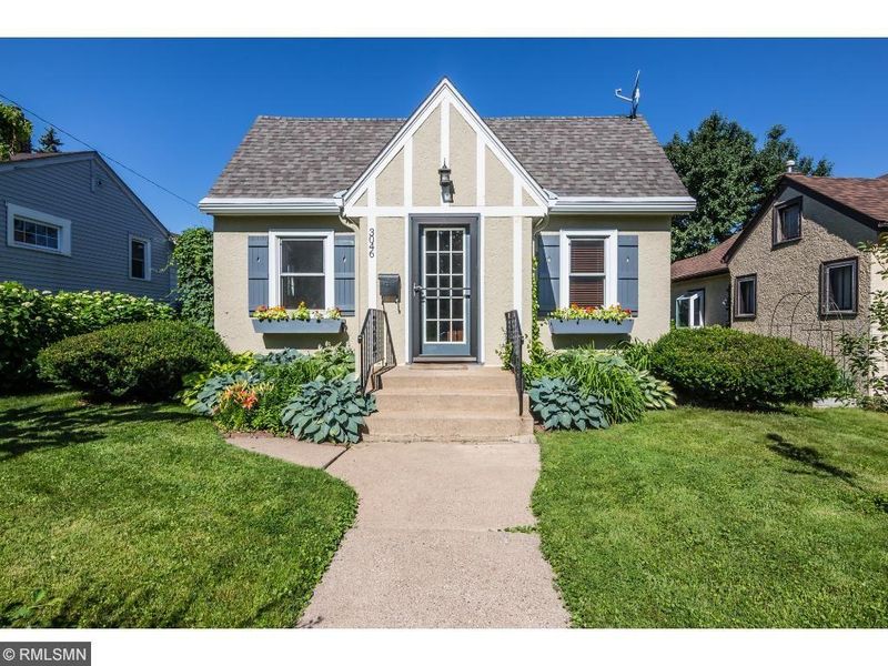 3046 Garfield St NE, Minneapolis, MN 55418
