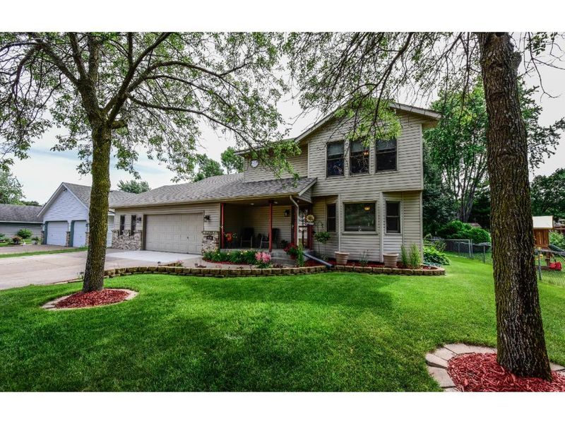 9300 Harkness Ave S, Cottage Grove, MN 55016