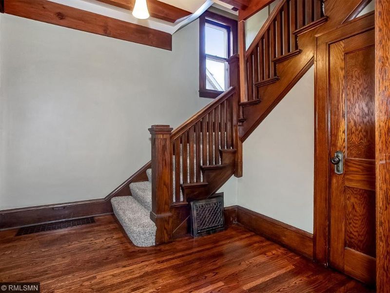 1839 Buchanan St Ne, Minneapolis, MN 55418