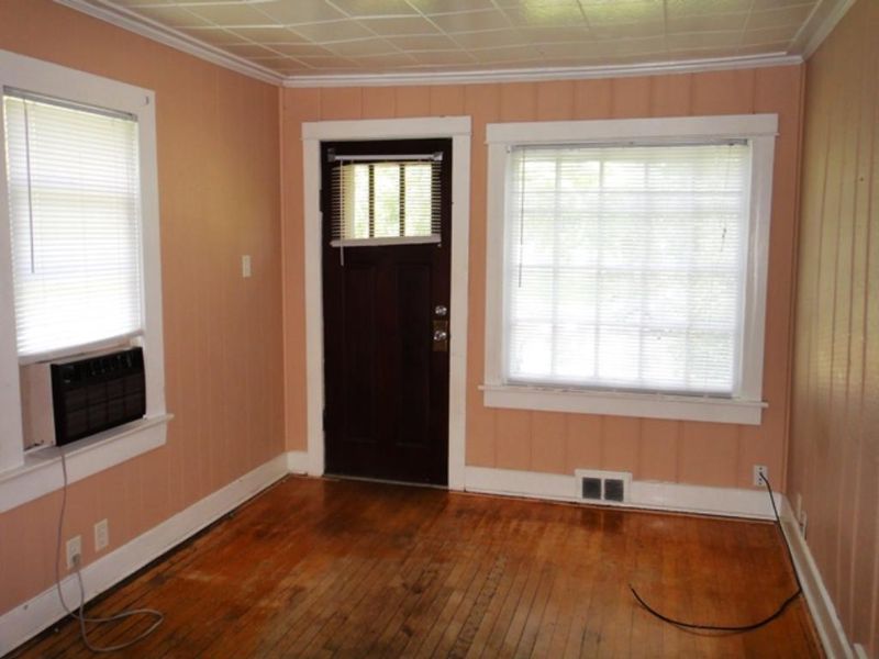612 Davis Ave, Eau Claire, WI 54703