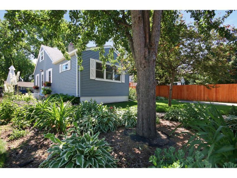 6924 Russell Ave S, Richfield, MN 55423