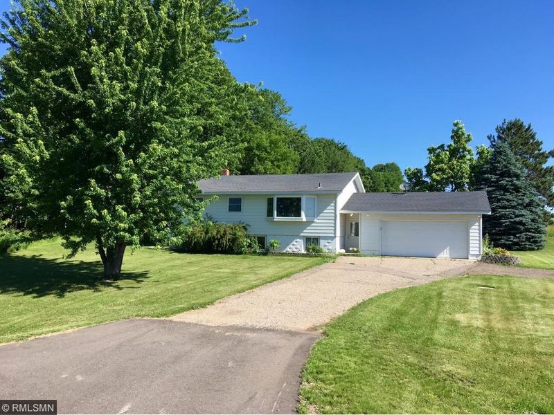 9736 County Road 4, Saint Joseph, MN 56374