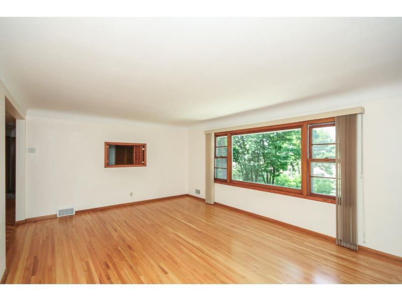 1125 Polk Pl, Columbia Heights, MN 55421