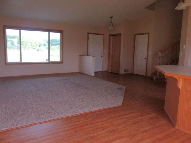 1313 Iris Ln NE, Saint Joseph, MN 56374