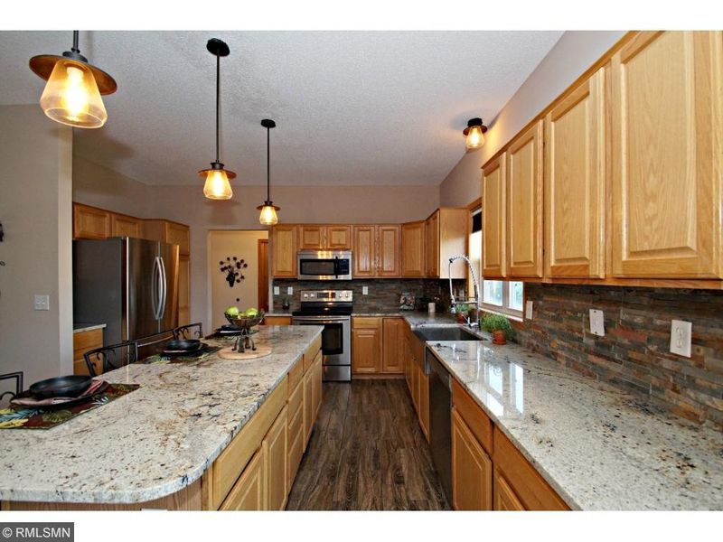 19190 Embers Ave, Farmington, MN 55024