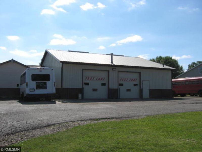 1110 Highway 7 E, Hutchinson, MN 55350