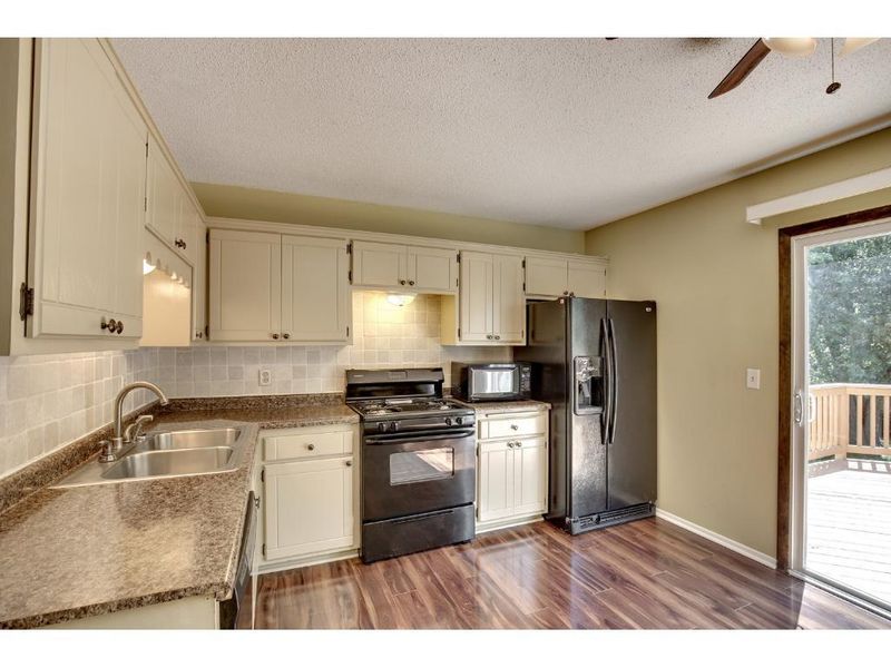 16440 Fernando Way, Rosemount, MN 55068