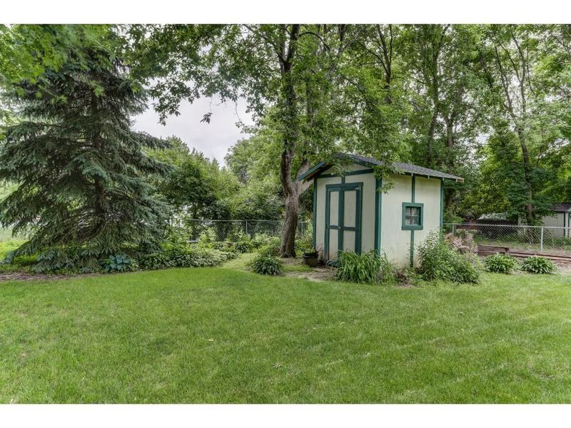 17560 Ionia Pa, Lakeville, MN 55044