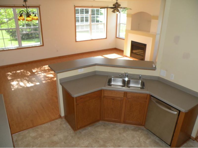 11372 Chisholm Cir NE #F, Blaine, MN 55449