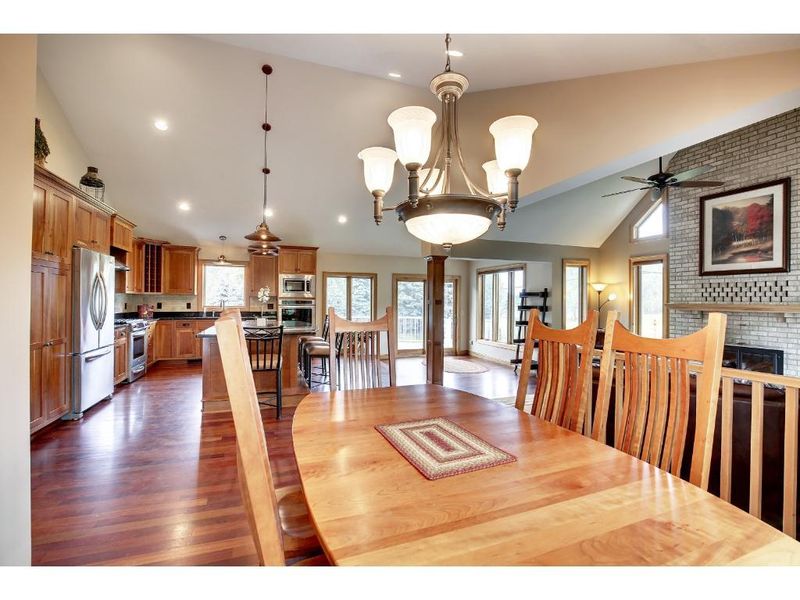 4260 Jamaca Ave N, Lake Elmo, MN 55042