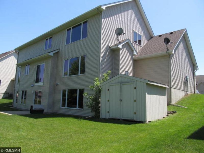 10641 184th Ct NW, Elk River, MN 55330
