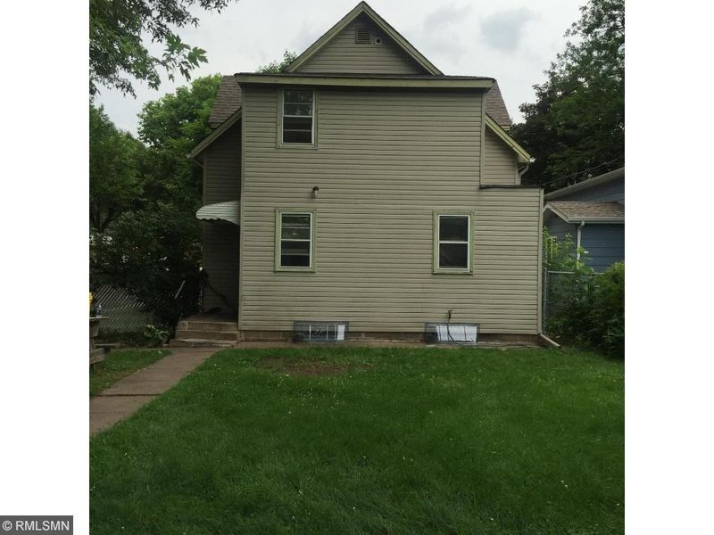 1002 Jenks Ave, Saint Paul, MN 55106