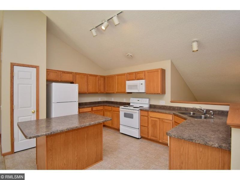 6870 139th Ln NW #7, Ramsey, MN 55303