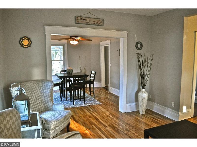 426 S 4th Ave, South Saint Paul, MN 55075