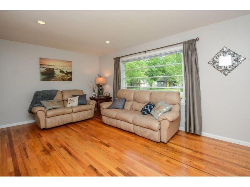 2634 Jersey Ave S, Saint Louis Park, MN 55426