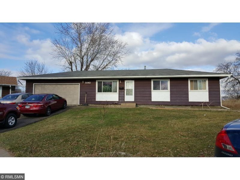 5042 N 4th St, Minneapolis, MN 55430