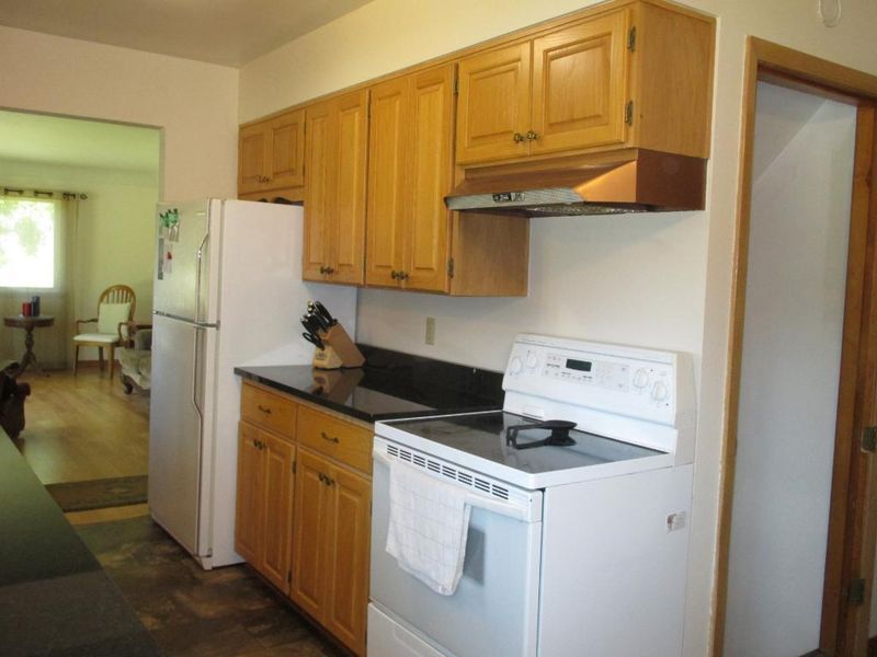 605 Johnson Ave SW, Cokato, MN 55321
