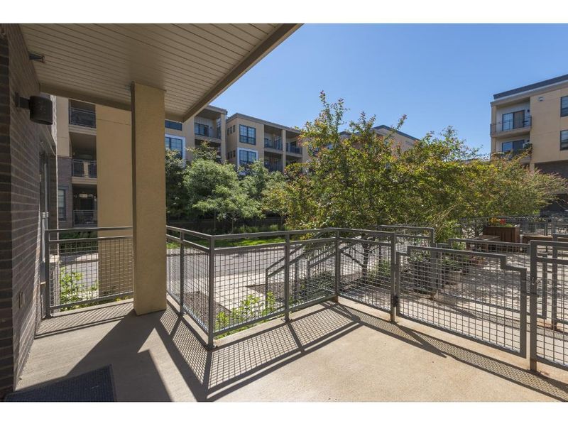 820 Emerald St #104, Saint Paul, MN 55114