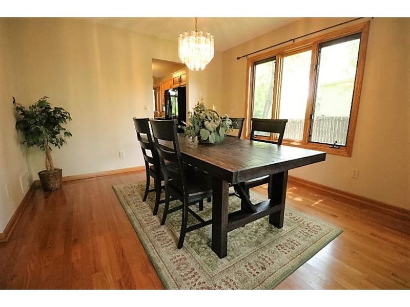 106 Indian Hills Ln, Circle Pines, MN 55014