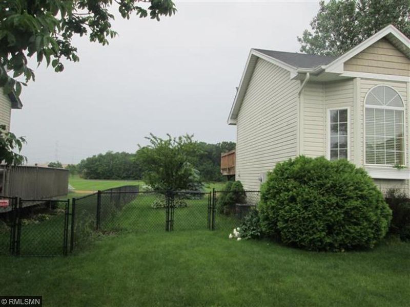 15325 Linnet St NW, Andover, MN 55304