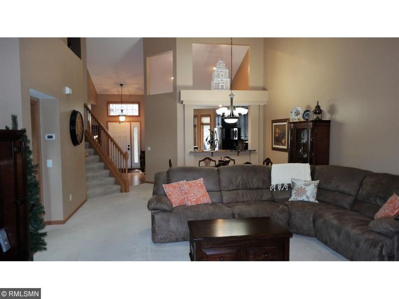 13959 Shoreside Ct, Savage, MN 55378