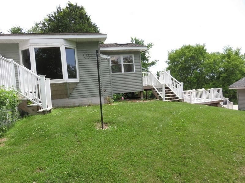 74467 318th St, South Haven, MN 55382