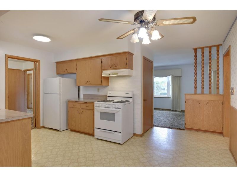 703 7th St NW, Buffalo, MN 55313