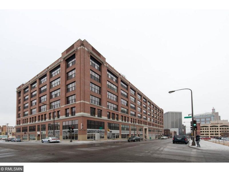 500 Robert St N #209, Saint Paul, MN 55101