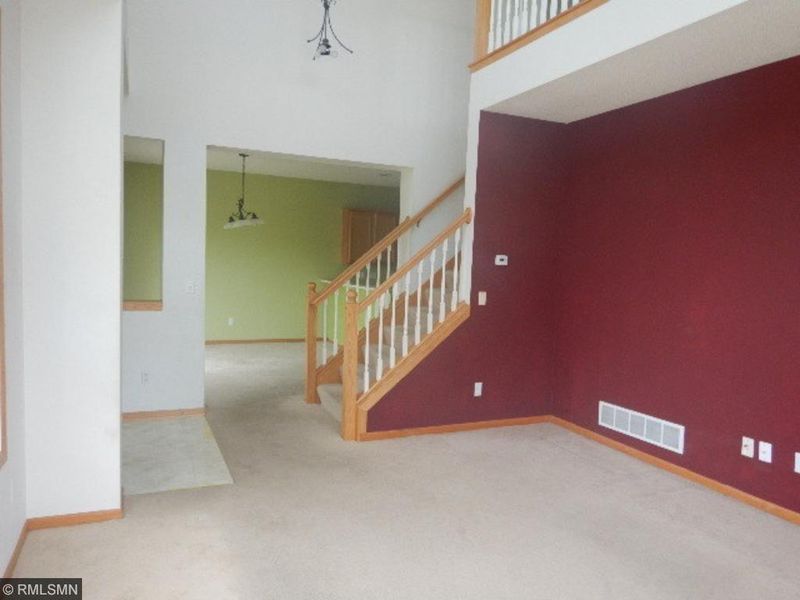5300 Oriole Dr, Farmington, MN 55024