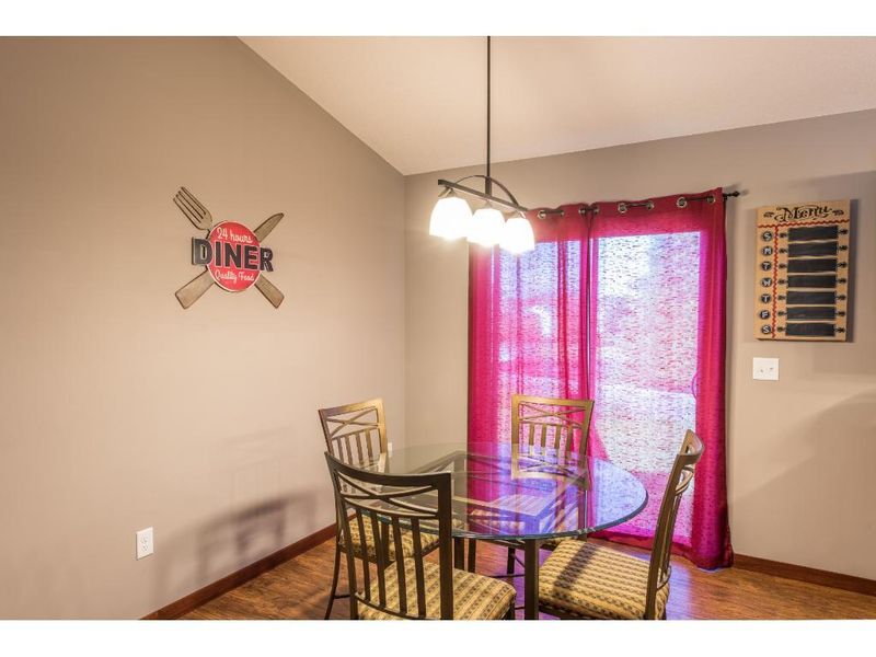 125 Crystal Cir, Montrose, MN 55363