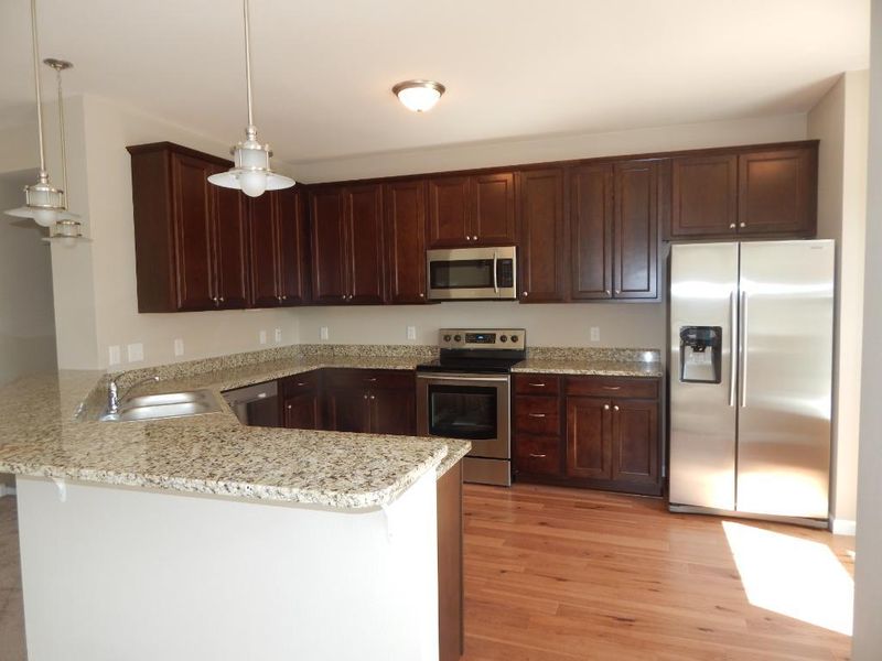10252 Bleeker St, Woodbury, MN 55129