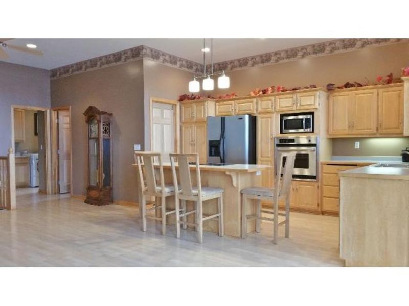 17142 Honeysuckle Rd, Cold Spring, MN 56320